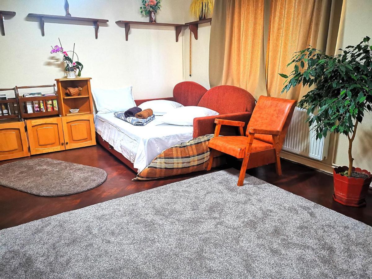 Villa Casa Petrescu Curtea de Argeş Exterior foto